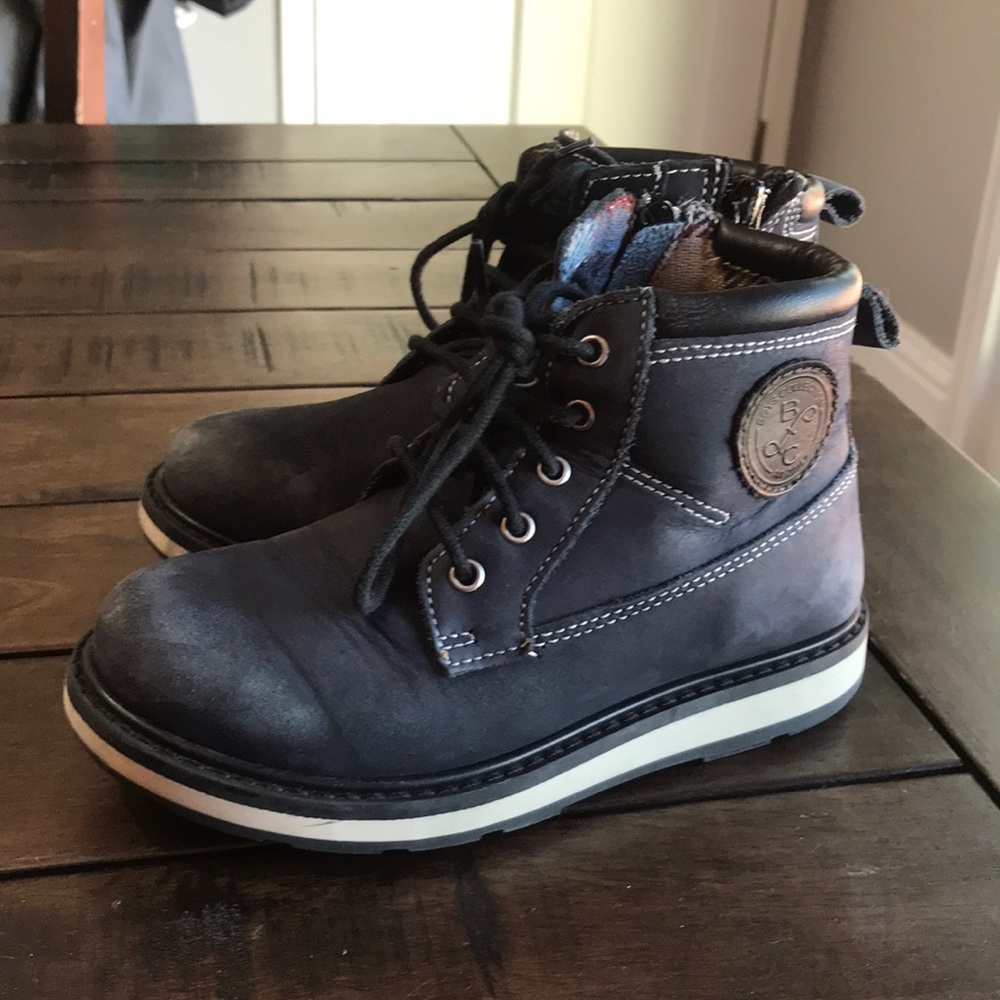 Zara Navy Boots Toddler size 11.5
